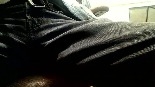 markluvskitty online show from 10, 4, 2026