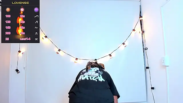 chanel brunette online show from 6, 1, 2025