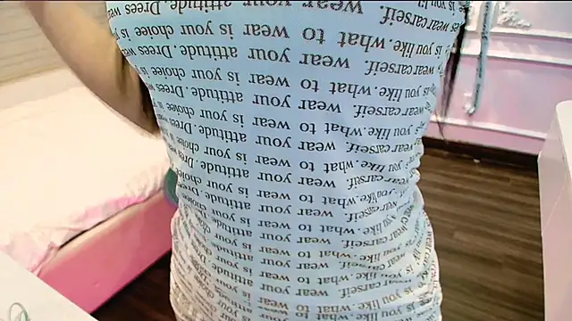 Lee Mi online show from 6, 10, 2025