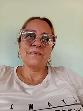 deisy summers47x online show from 17, 2, 2025