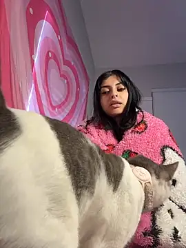 Snapshot of ThickerThanYoBitch chatting on 17, 10, 2025 ThickerThanYoBitch online show from 17, 10, 2025