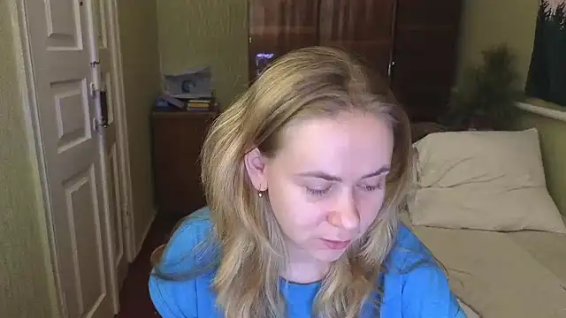 Riley Roo online show from 15, 1, 2025