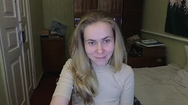 Riley Roo online show from 14, 3, 2025