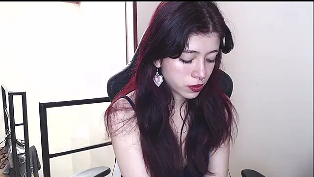 Snapshot of SuzzyyM chatting on 7, 1, 2025 SuzzyyM online show from 7, 1, 2025