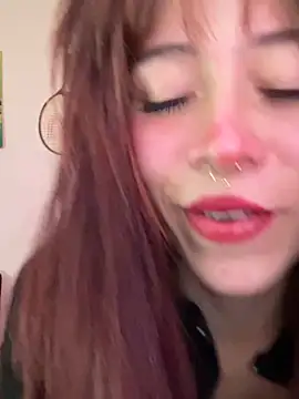 Snapshot of SuzzyyM chatting on 13, 6, 2026 SuzzyyM online show from 13, 6, 2026