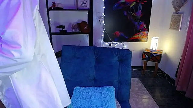 IsaBaileys  online show from 8, 1, 2025