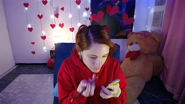 Snapshot of IsaBaileys_ chatting on 18, 2, 2025 IsaBaileys online show from 18, 2, 2025