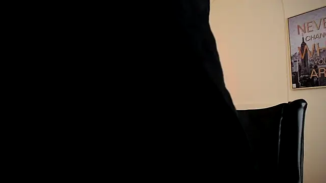 Snapshot of IsaBaileys_ chatting on 10, 3, 2025 IsaBaileys online show from 10, 3, 2025