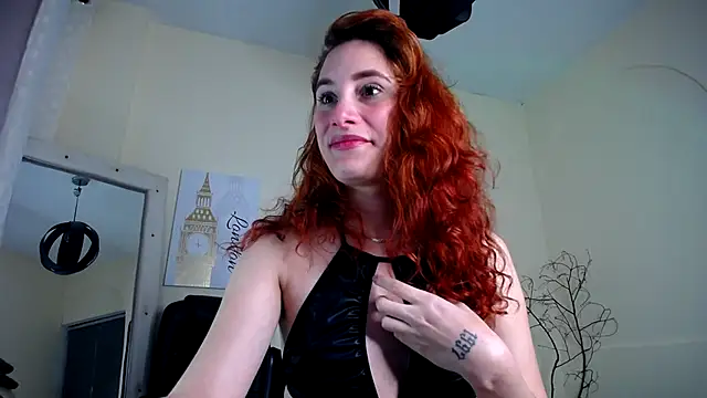 Snapshot of IsaBaileys_ chatting on 11, 3, 2025 IsaBaileys online show from 11, 3, 2025