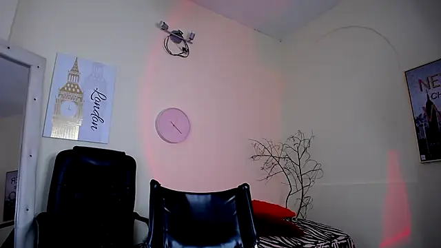 Snapshot of IsaBaileys_ chatting on 13, 3, 2025 IsaBaileys online show from 13, 3, 2025