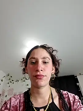 IsaBaileys  online show from 5, 6, 2026