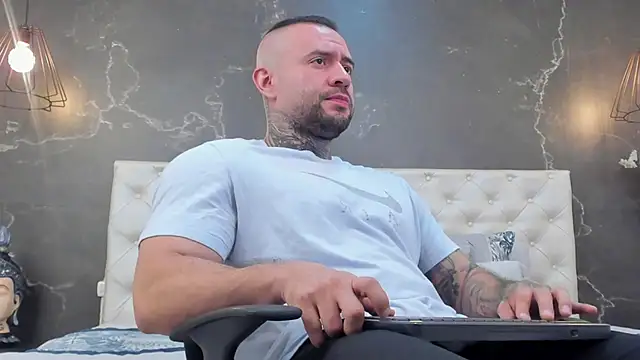 BruceDallas online show from 11, 1, 2025