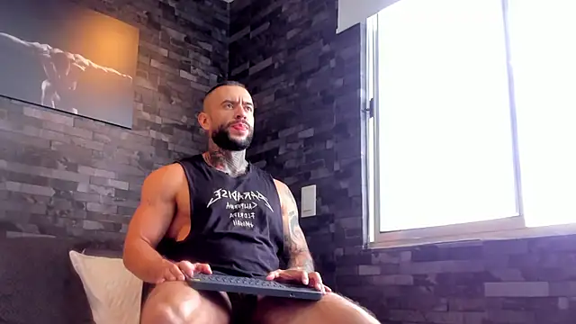 BruceDallas online show from 25, 9, 2025