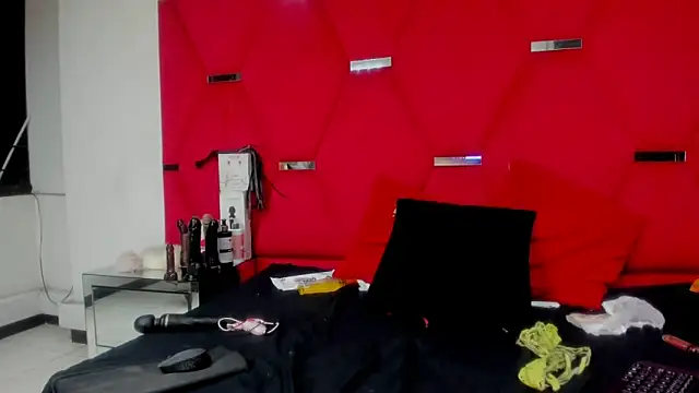 Snapshot of Karoll69_ chatting on 9, 1, 2025 Karoll69 online show from 9, 1, 2025