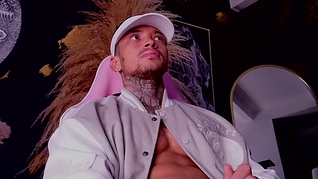 Stiven collins online show from 1, 10, 2025