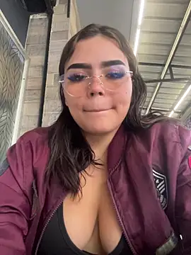 Snapshot of Chloemercury chatting on 27, 11, 2025 Chloemercury online show from 27, 11, 2025