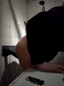 Knuffelstaaf123 online show from 7, 3, 2025