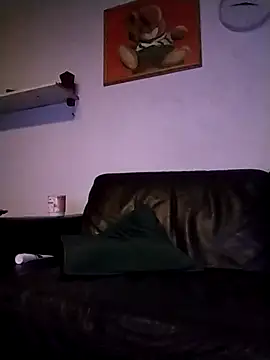 Knuffelstaaf123 online show from 1, 12, 2025