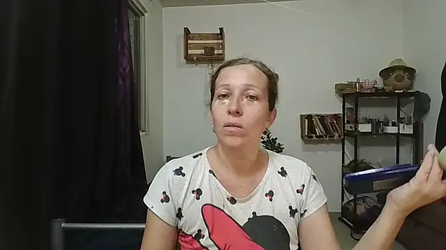 Snapshot of charlott_ponce chatting on 8, 7, 2026 charlott ponce online show from 8, 7, 2026