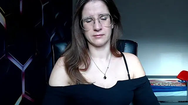 KayaRose online show from 7, 12, 2024