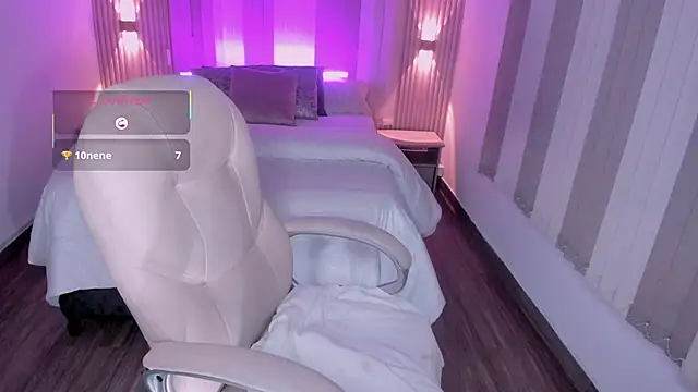 Snapshot of viiolet_thomas chatting on 21, 3, 2025 viiolet thomas online show from 21, 3, 2025