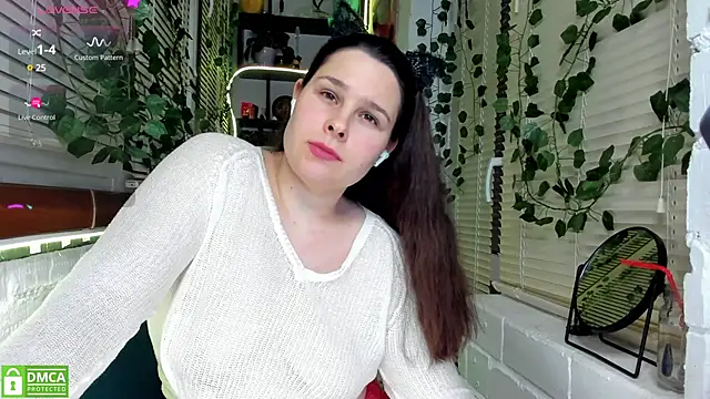 Candys booty online show from 9, 12, 2024