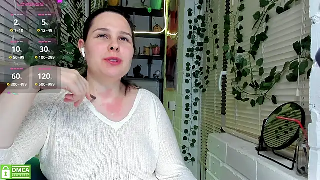 Candys booty online show from 9, 12, 2024