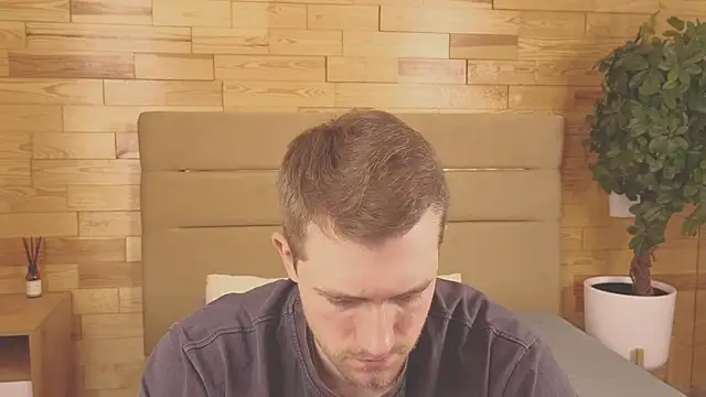 Snapshot of EthanPinkman chatting on 2, 10, 2025 EthanPinkman online show from 2, 10, 2025