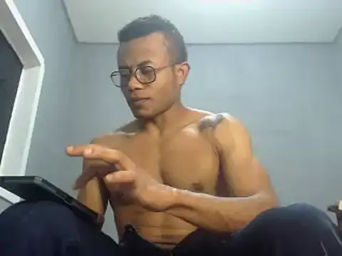 grandominantex1 online show from 24, 12, 2024