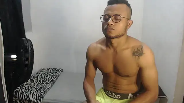 grandominantex1 online show from 2, 12, 2025