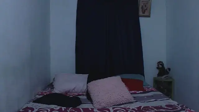 misss estrella online show from 19, 1, 2025