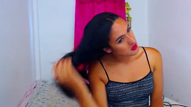 misss estrella online show from 25, 9, 2025