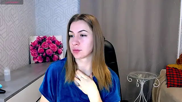 Naughty  Megan online show from 8, 3, 2025