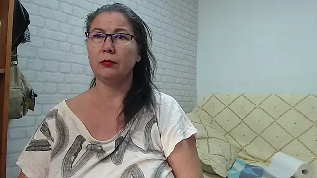 EmmaSquirt online show from 11, 12, 2024