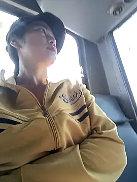 2HotAsain4u online show from 4, 4, 2026