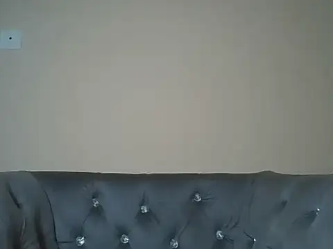 Mon cherrie  online show from 11, 2, 2026