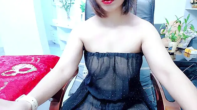 Snapshot of Miu-Le chatting on 25, 5, 2026 Miu-Le online show from 25, 5, 2026