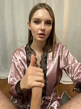 lovelly molly online show from 25, 1, 2025