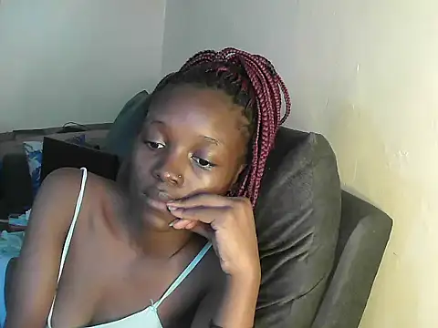 petite clara24 online show from 22, 2, 2025