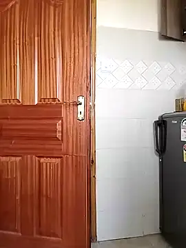 Snapshot of Winnie_- chatting on 8, 12, 2024 Winnie - online show from 8, 12, 2024