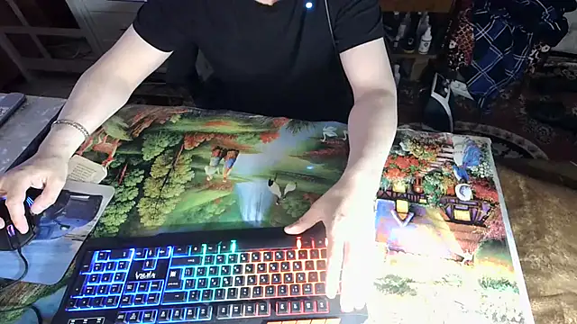 Snapshot of oleg1984 chatting on 10, 9, 2025 oleg1984 online show from 10, 9, 2025