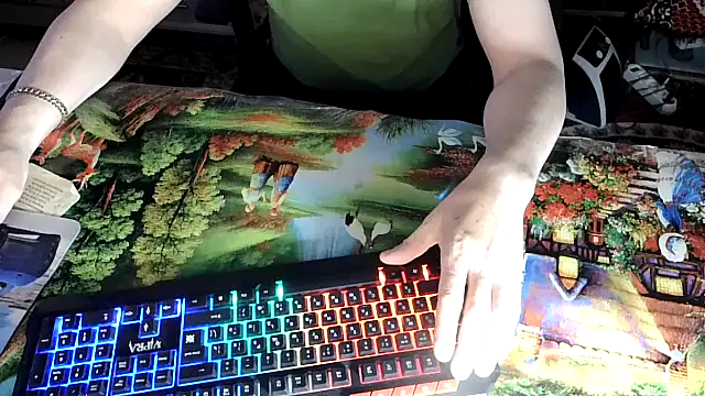 Snapshot of oleg1984 chatting on 9, 10, 2025 oleg1984 online show from 9, 10, 2025