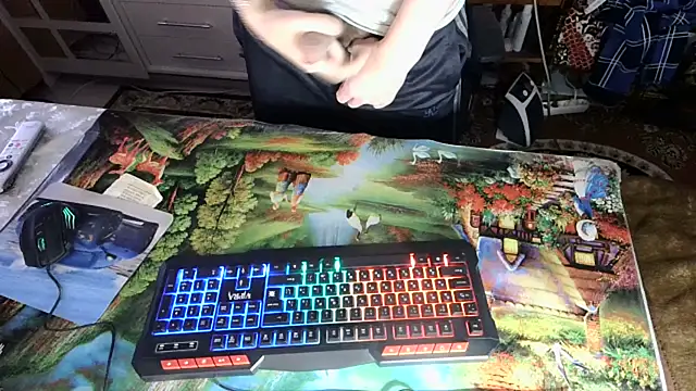 Snapshot of oleg1984 chatting on 18, 12, 2025 oleg1984 online show from 18, 12, 2025