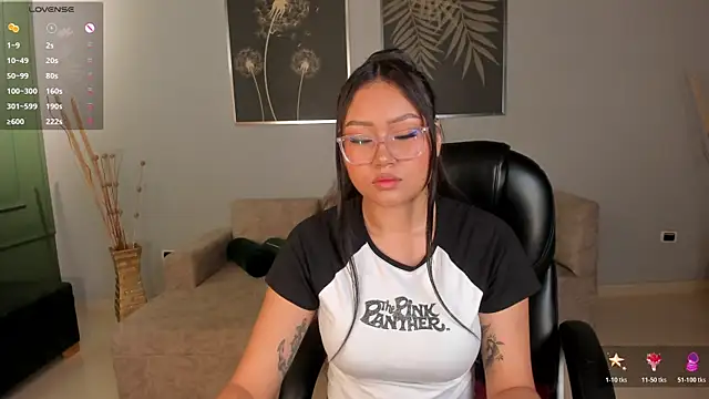 AmberLewis  online show from 24, 10, 2025