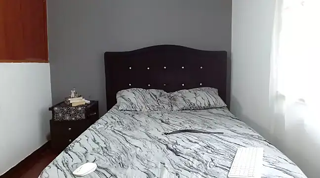 Emilia 1995 online show from 24, 2, 2025