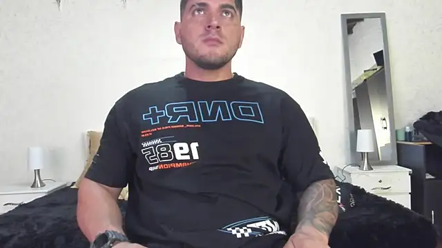 Teilor Creed online show from 12, 2, 2025