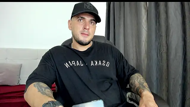 Teilor Creed online show from 21, 11, 2025