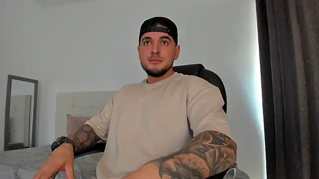 Teilor Creed online show from 2, 12, 2025