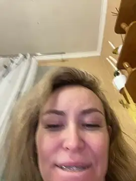 Snapshot of LovenseLush chatting on 14, 1, 2025 LovenseLush online show from 14, 1, 2025