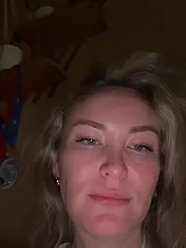 Snapshot of LovenseLush chatting on 22, 1, 2025 LovenseLush online show from 22, 1, 2025